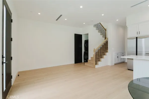 $3,500 | 6327 Ranchito Avenue, Van Nuys, CA 91401