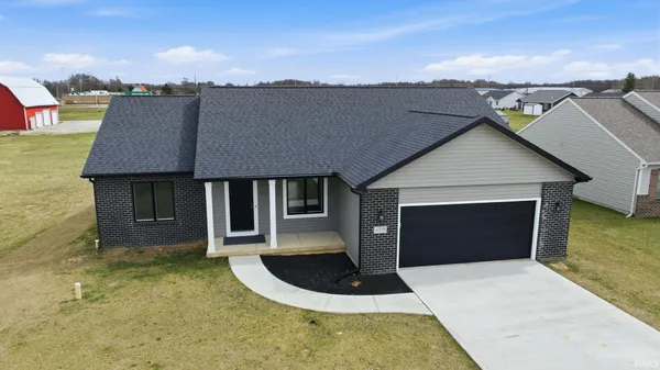 $369,900 | 4938 North Cranbrook Road, North Webster, IN 46555