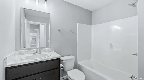 $369,900 | 4938 North Cranbrook Road, North Webster, IN 46555