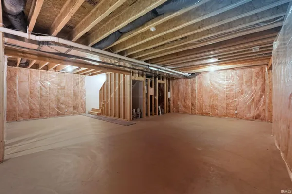 $369,900 | 4938 North Cranbrook Road, North Webster, IN 46555