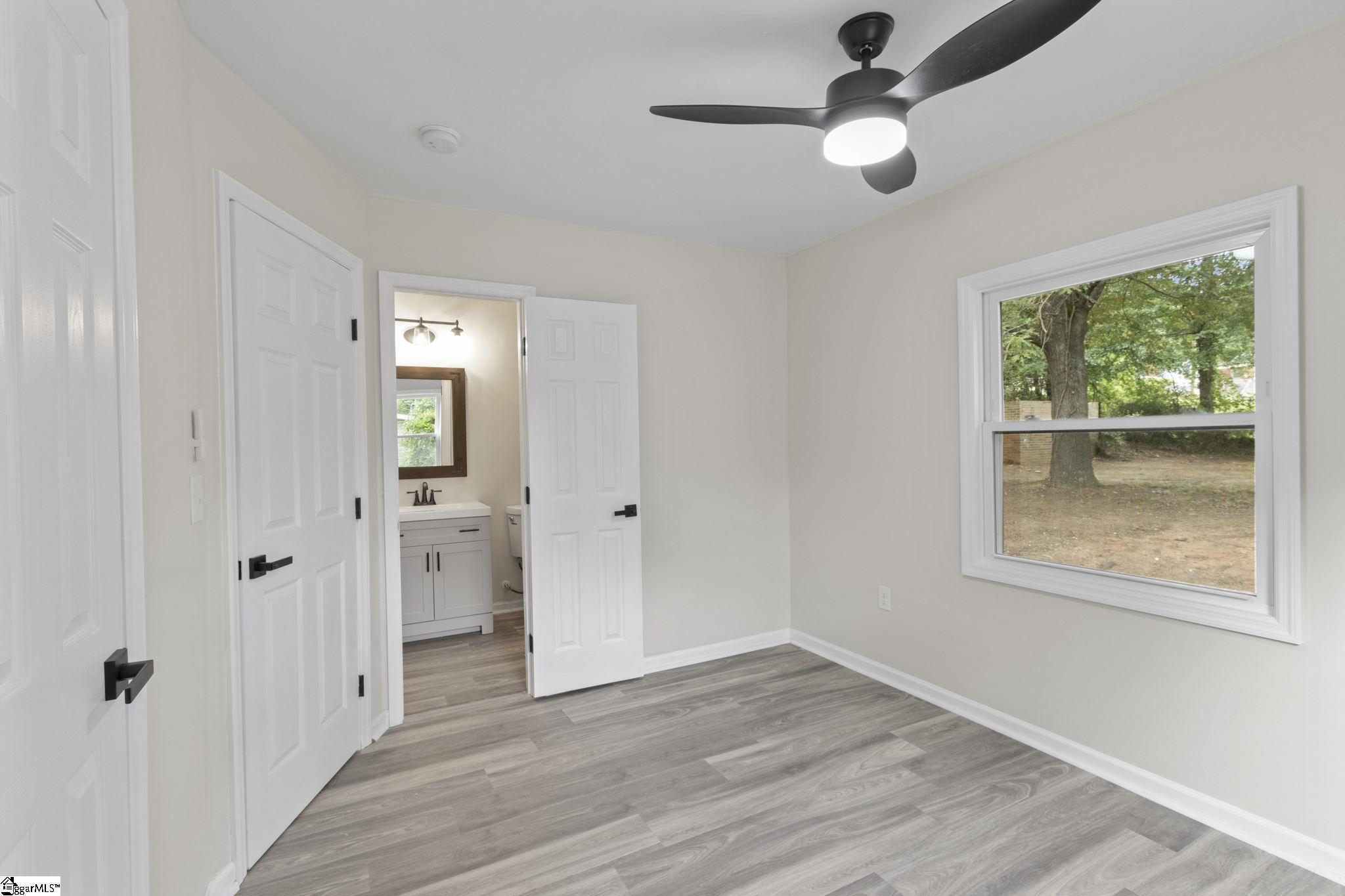 16 Foxhall Road Greenville, SC 29605 - Photo 16 of 25