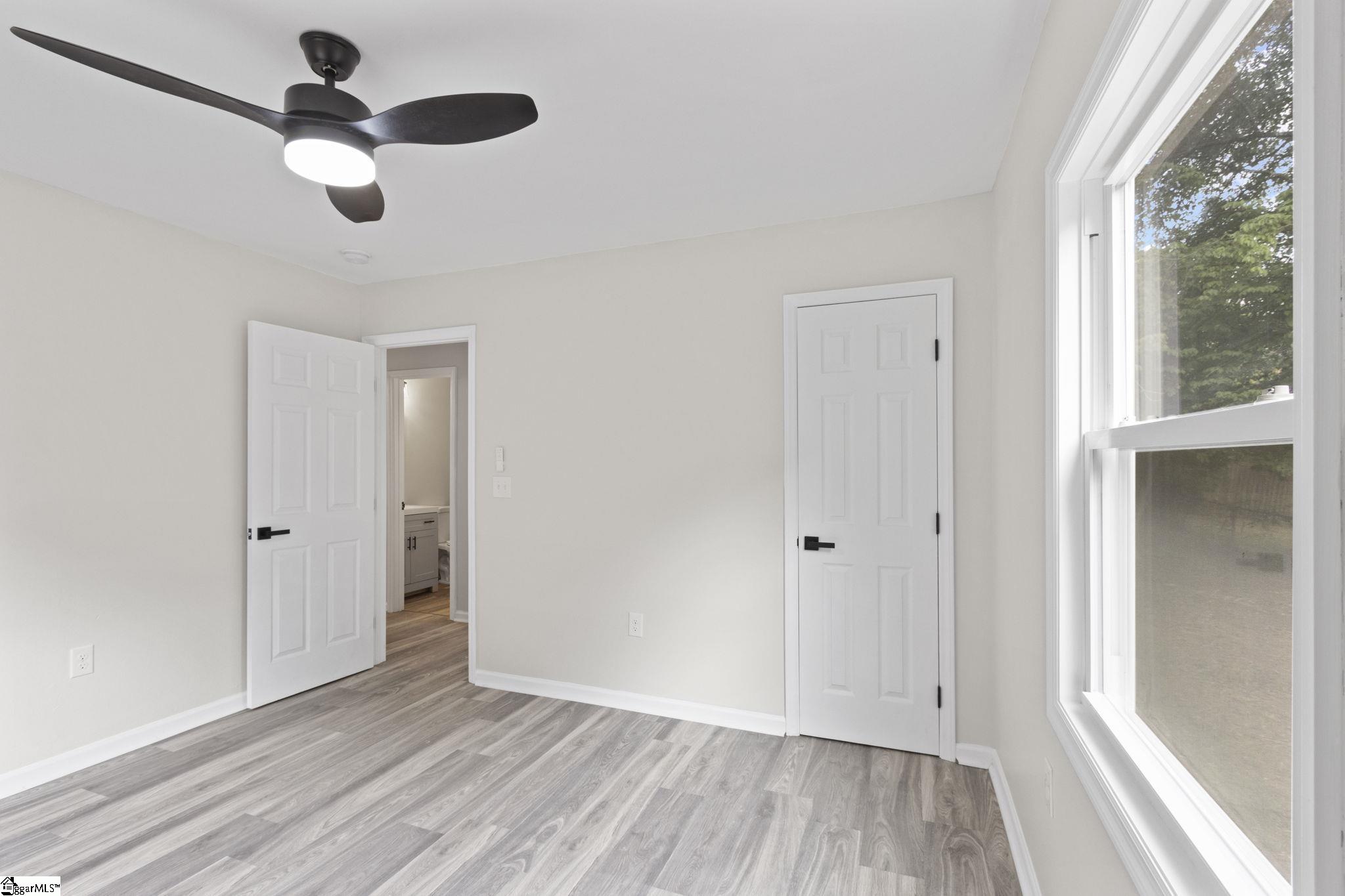 16 Foxhall Road Greenville, SC 29605 - Photo 24 of 25