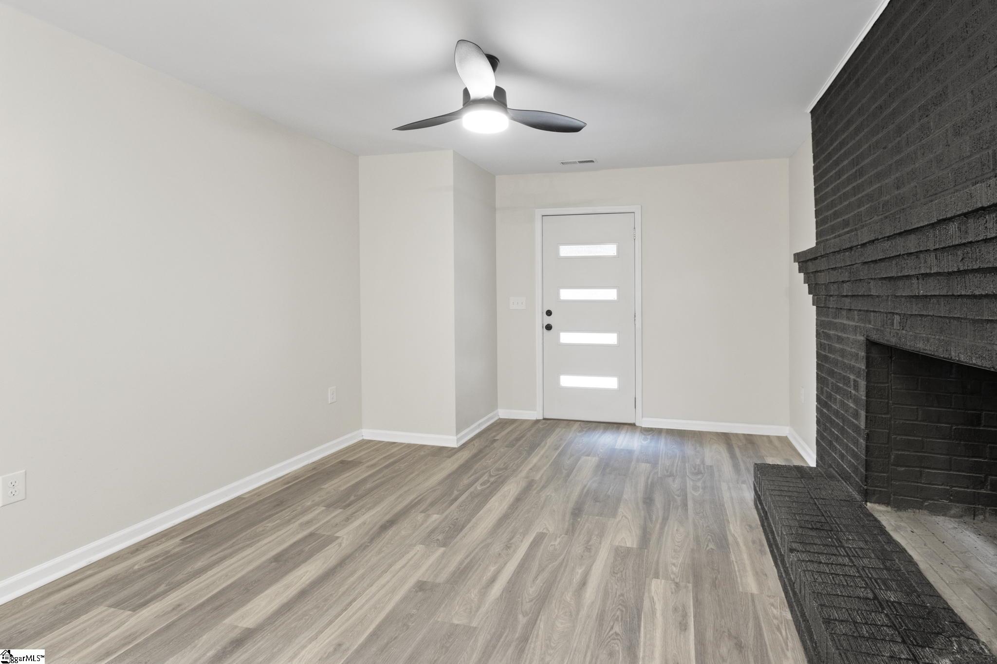 16 Foxhall Road Greenville, SC 29605 - Photo 7 of 25