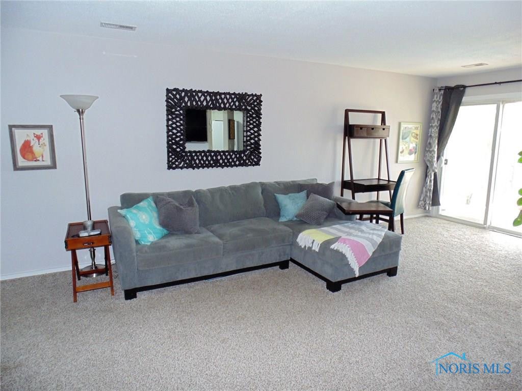 6640 Salisbury Road, Unit 307 Maumee, OH 43537 - Photo 4 of 28 Gallery Image 4