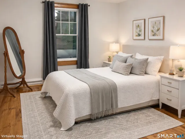 $2,000 | 28 Sugar Street, Unit B, Newtown, CT 06470