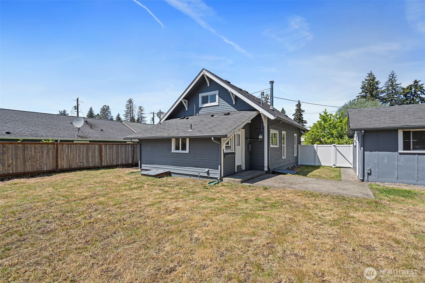 2812 Russell Road Centralia, WA 98531 - Photo 22 of 26