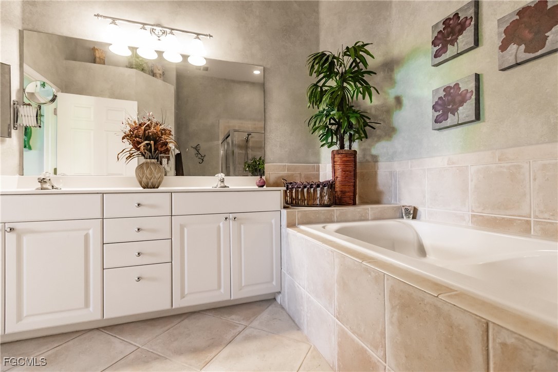 3011 Meandering Way, Unit 202 Fort Myers, FL 33905 - Photo 26 of 47