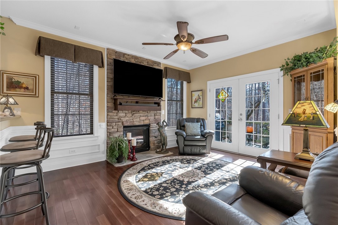 35 Port Tack Road Salem, SC 29676 - Photo 9 of 44 Cozy den with gas log fireplace