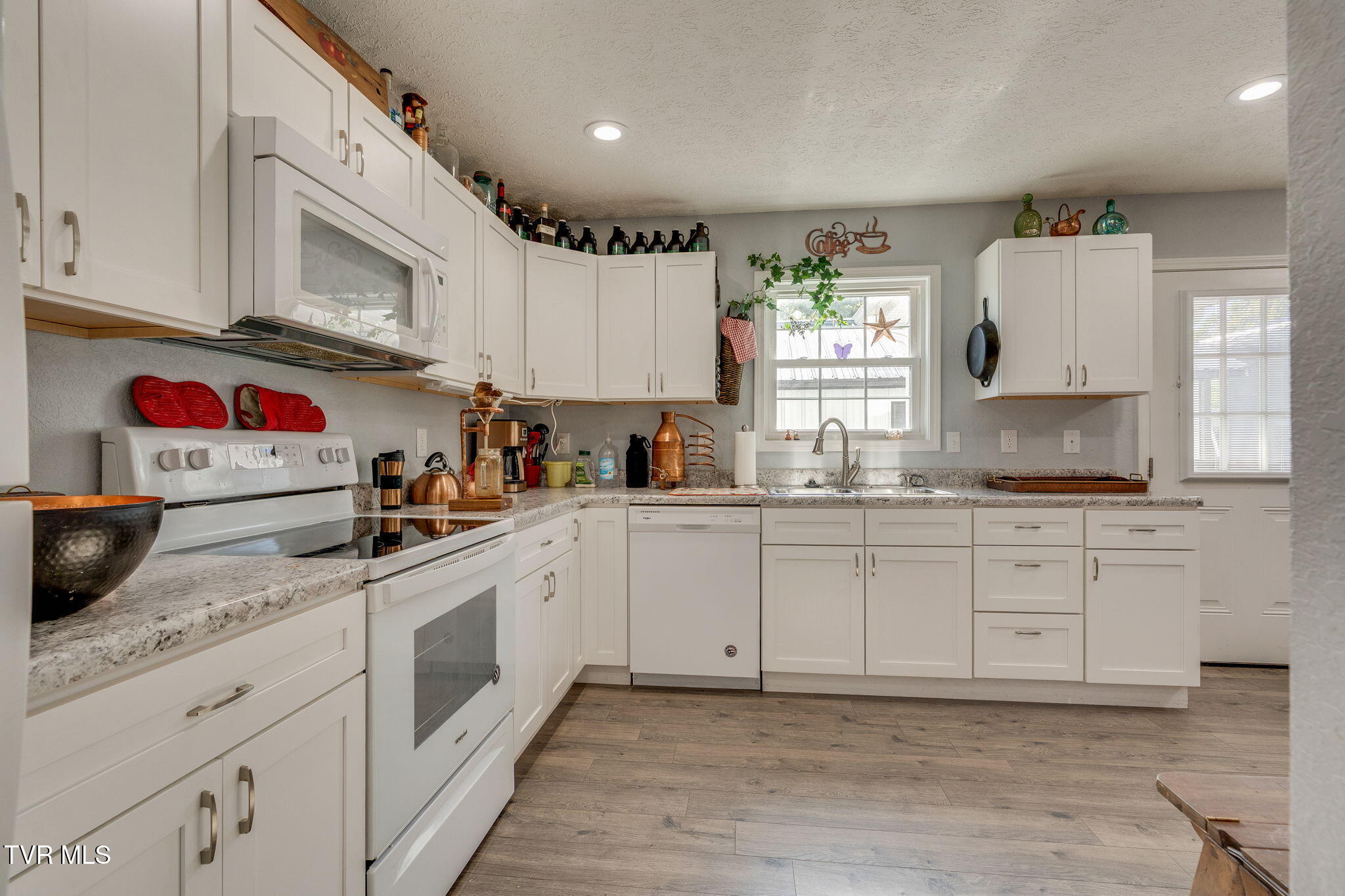 702 Riverside Avenue Kingsport, TN 37660 - Photo 12 of 30 012