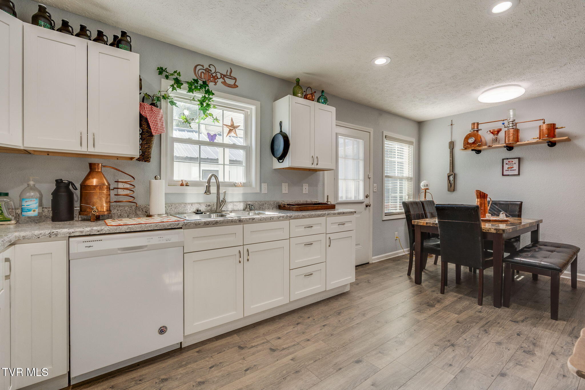 702 Riverside Avenue Kingsport, TN 37660 - Photo 13 of 30 013