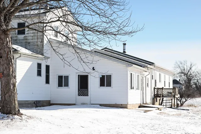 $729,000 | 878 East 450th Street, Plymouth, IL 62367