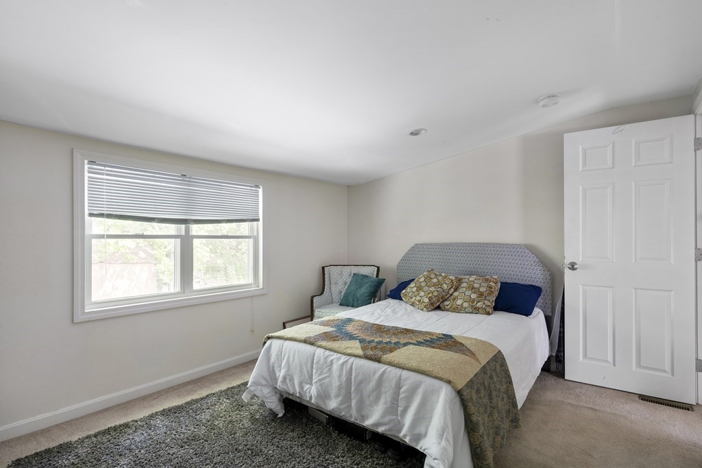 29 Riveredge Road North Billerica, MA 01862 - Photo 12 of 19 Gallery Image 12