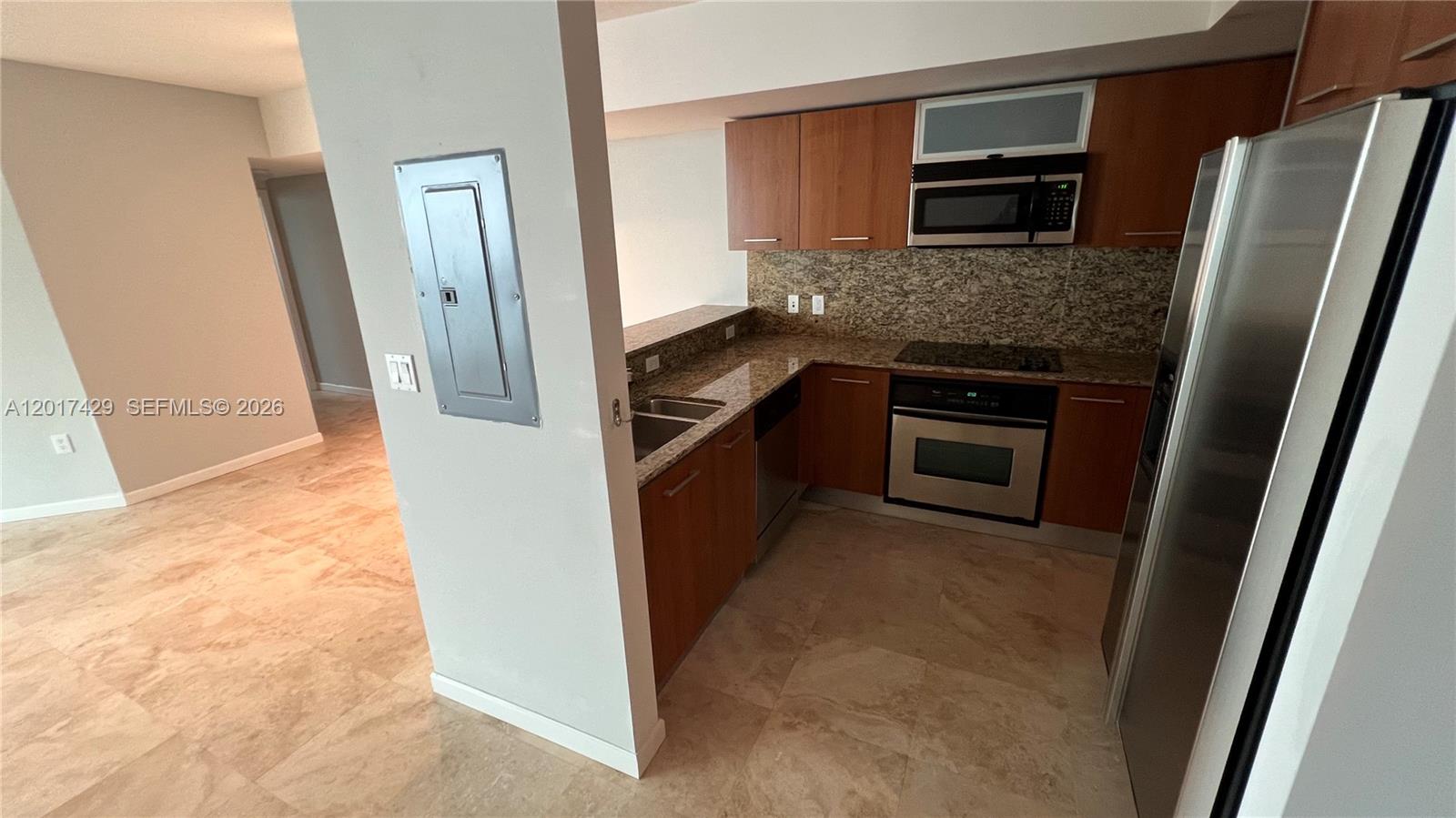 9055 Southwest 73rd Court, Unit 2007 Miami, FL 33156 - Photo 4 of 15