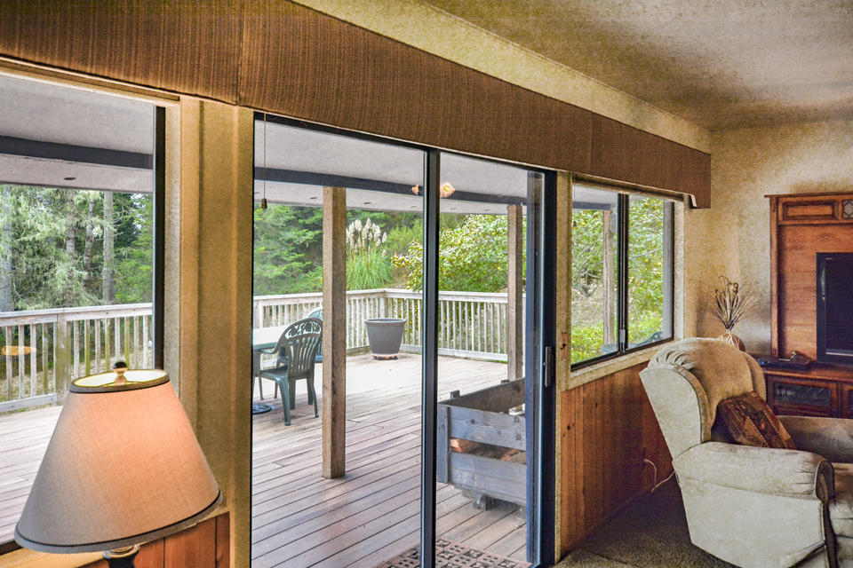 2084 Sunset Eureka, CA 95503 - Photo 16 of 49
