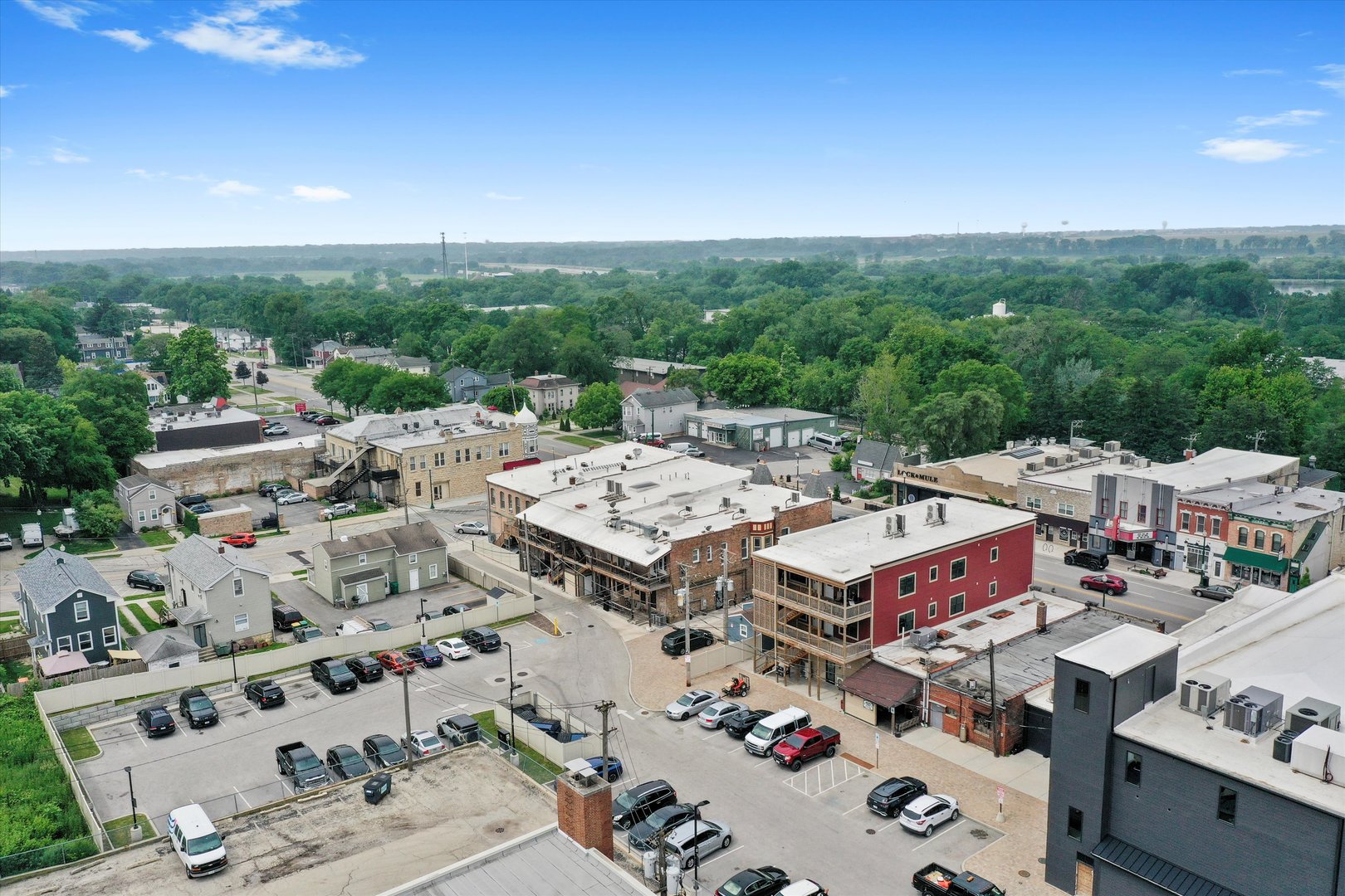 1016 South State Street Lockport, IL 60441 - Photo 55 of 67 an aerial view of a city with lots of residential buildings