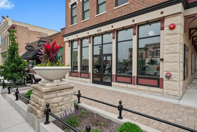 $1,749,000 | 1016 South State Street, Lockport, IL 60441