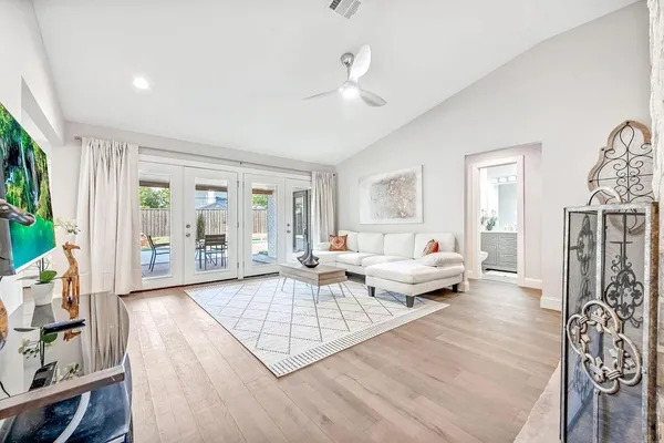 $3,995 | 3151 Kinkaid Drive, Dallas, TX 75220