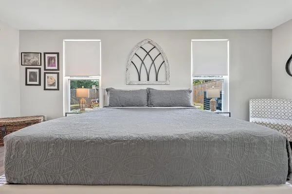 $3,995 | 3151 Kinkaid Drive, Dallas, TX 75220