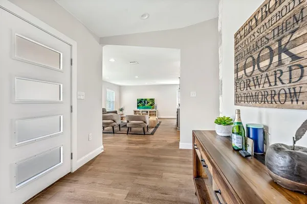 $3,995 | 3151 Kinkaid Drive, Dallas, TX 75220