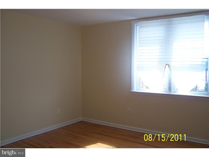 242 Lynn Road Ridley Park, PA 19078 - Photo 13 of 23 Bedroom - Main