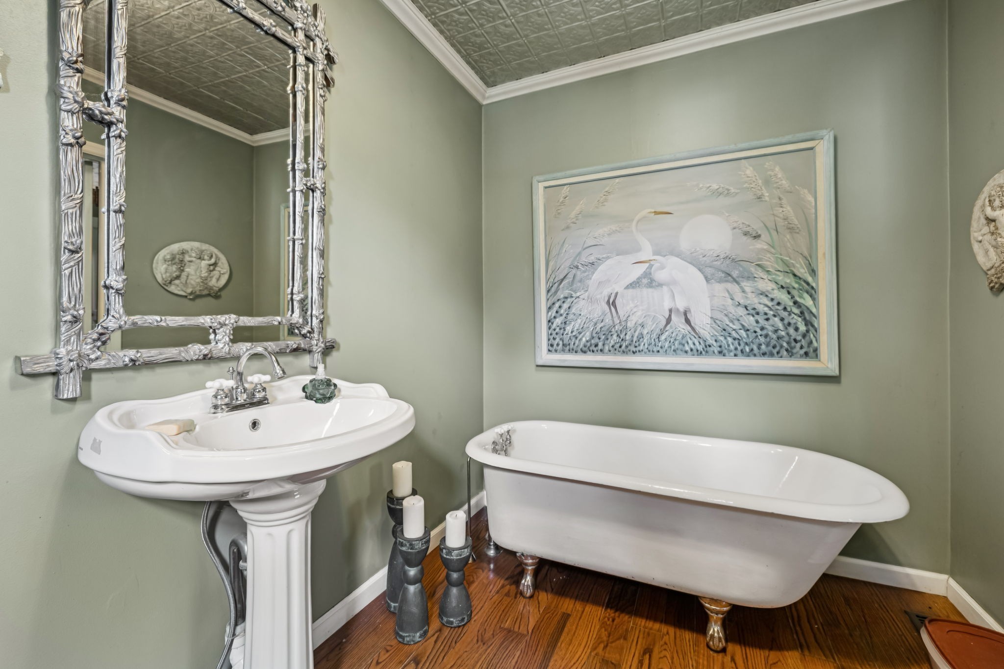 701 Hafner Road Charlotte, TN 37036 - Photo 32 of 52 a bathroom with a sink a mirror and a toilet