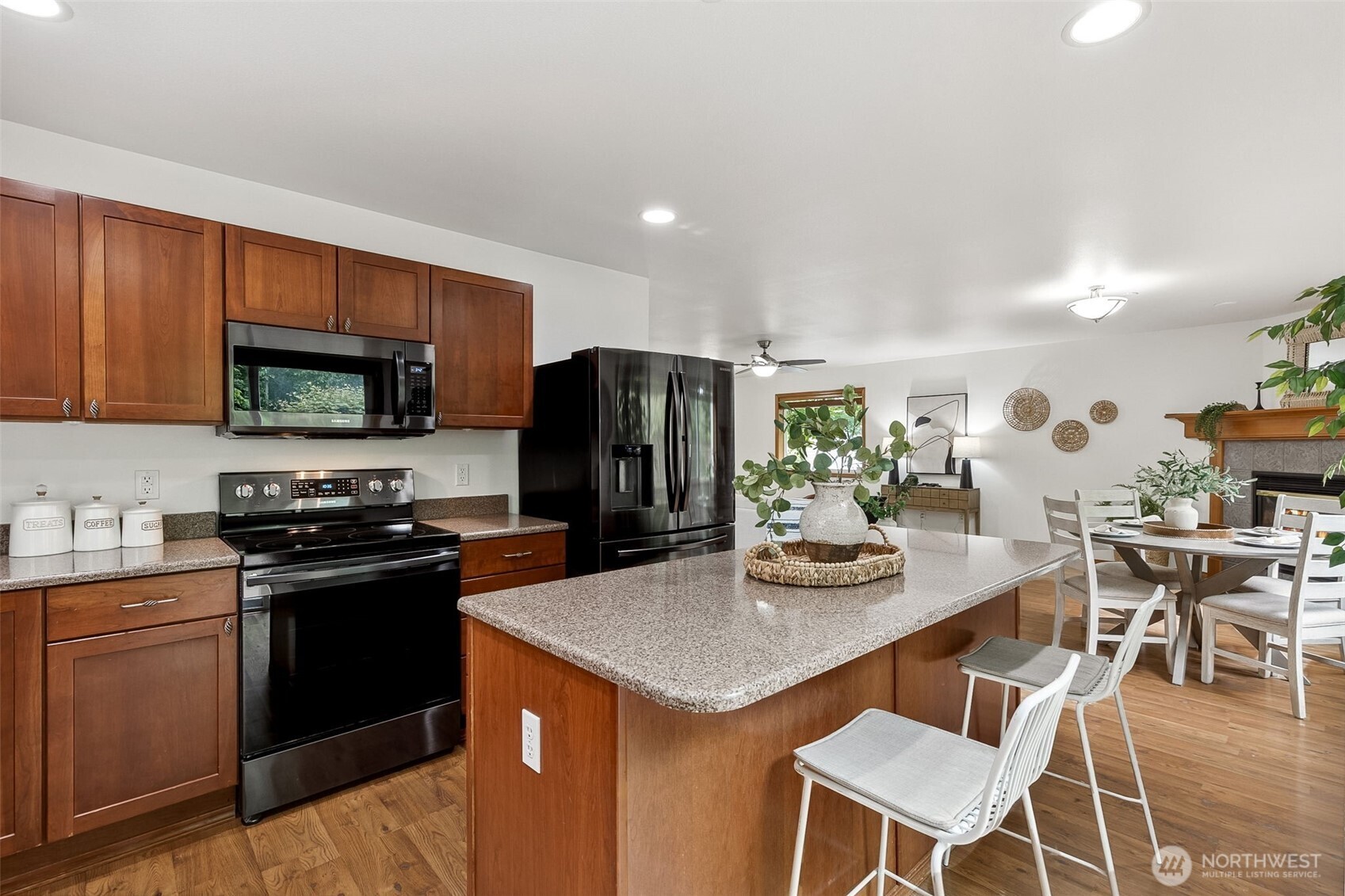 3191 Brown Loop DuPont, WA 98327 - Photo 11 of 40