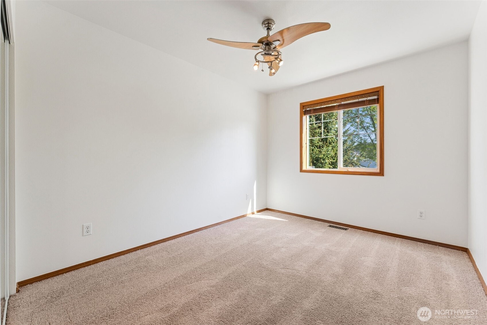 3191 Brown Loop DuPont, WA 98327 - Photo 17 of 40