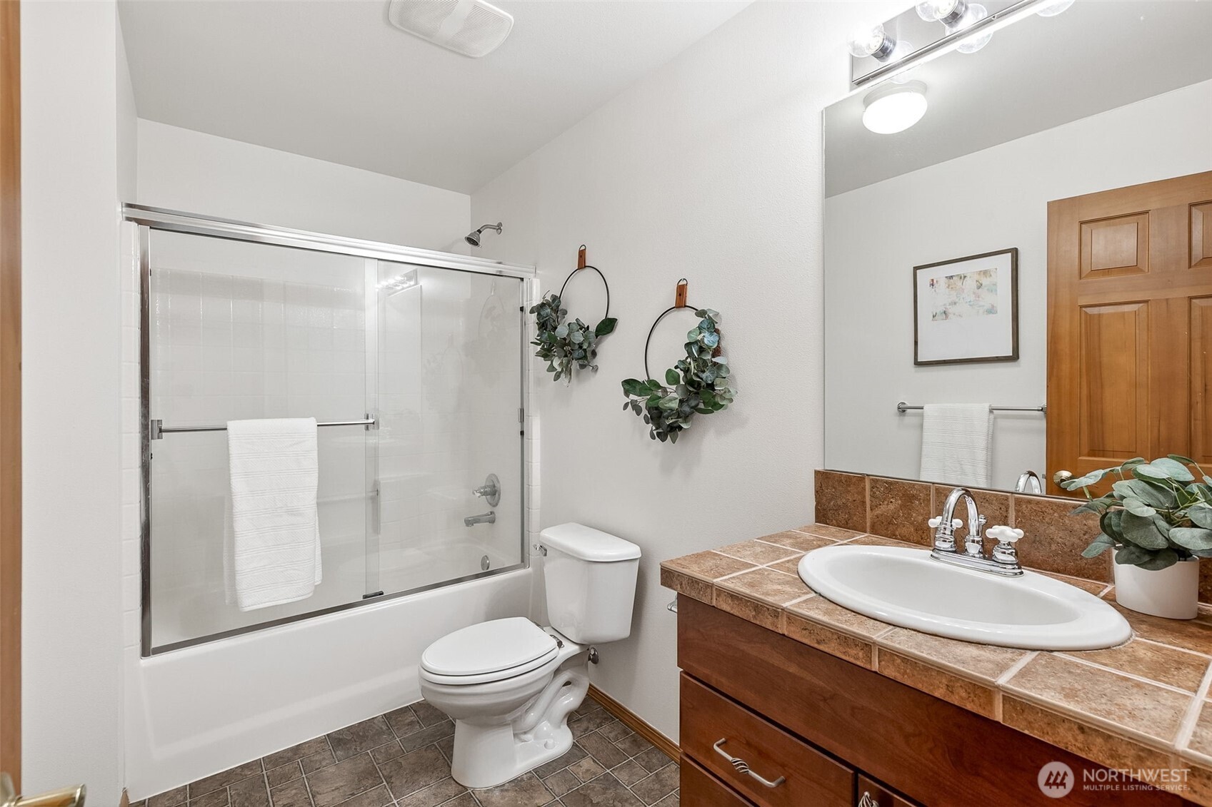 3191 Brown Loop DuPont, WA 98327 - Photo 20 of 40