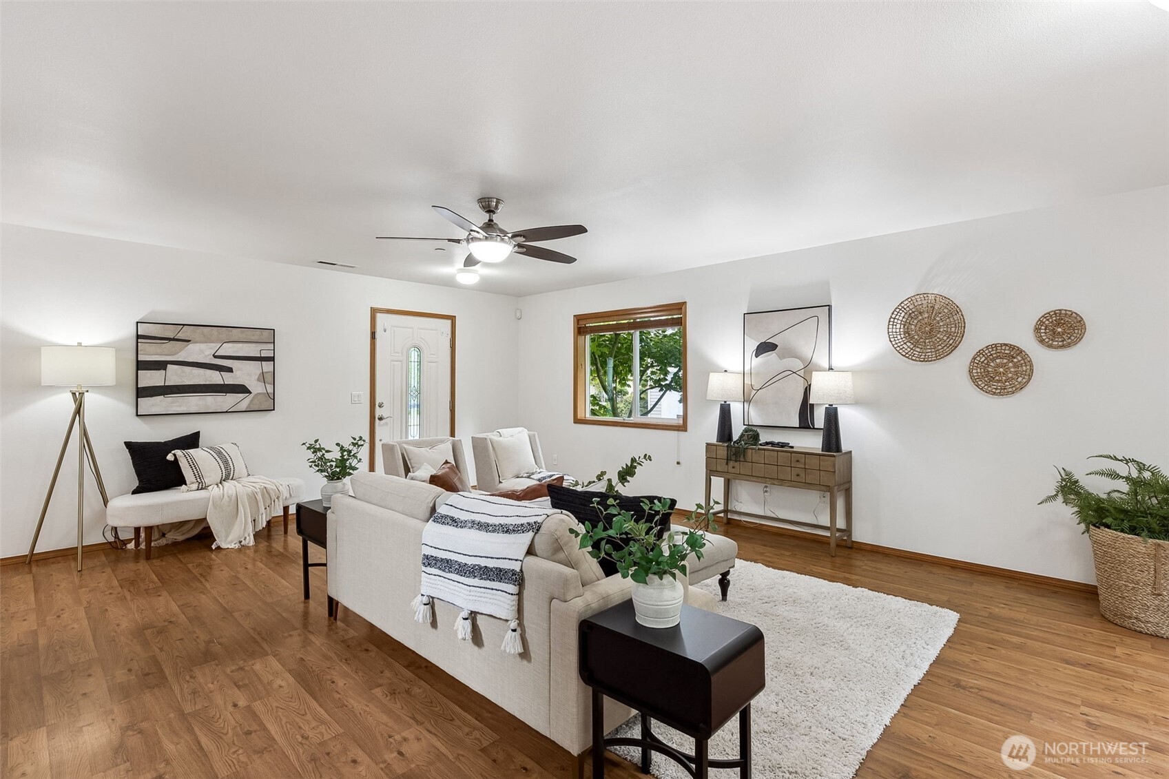 3191 Brown Loop DuPont, WA 98327 - Photo 5 of 40