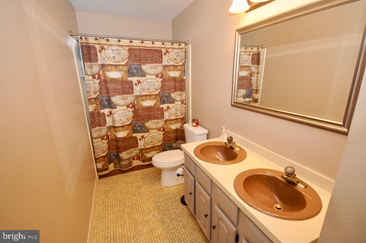 1610 Pin Oak Road Williamstown, NJ 08094 - Photo 14 of 35 Gallery Image 14