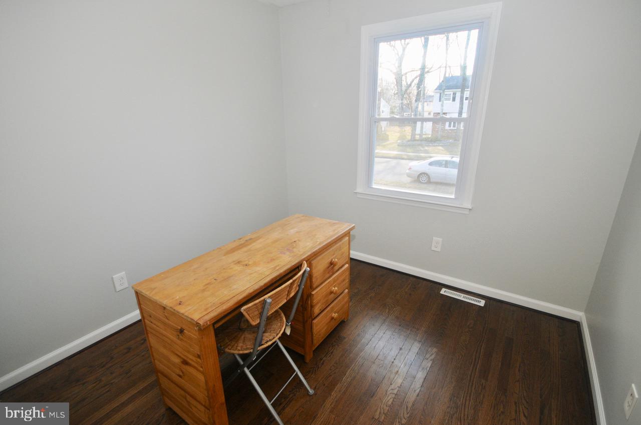 1610 Pin Oak Road Williamstown, NJ 08094 - Photo 18 of 35 Gallery Image 18