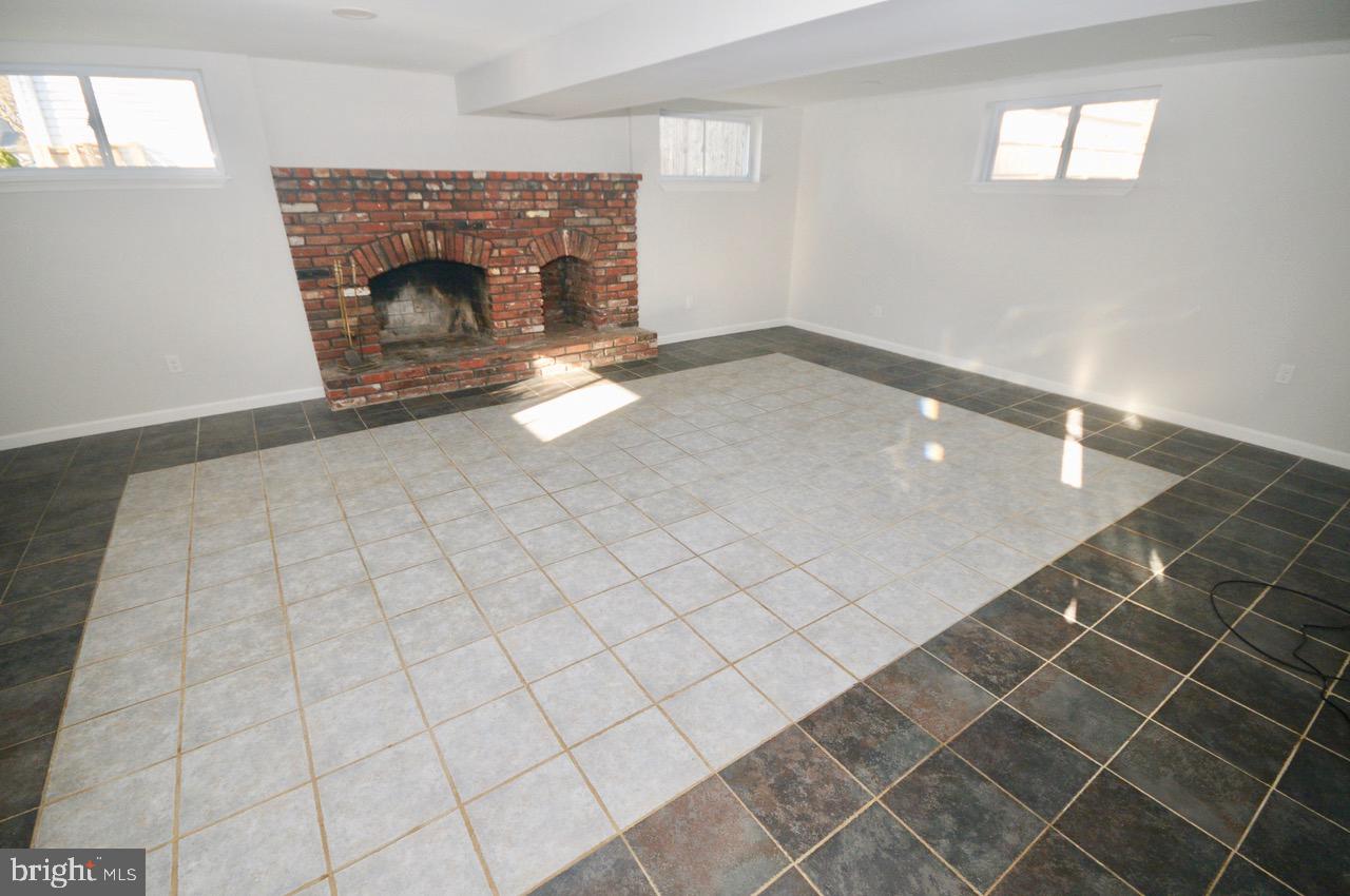 1610 Pin Oak Road Williamstown, NJ 08094 - Photo 24 of 35 Gallery Image 24
