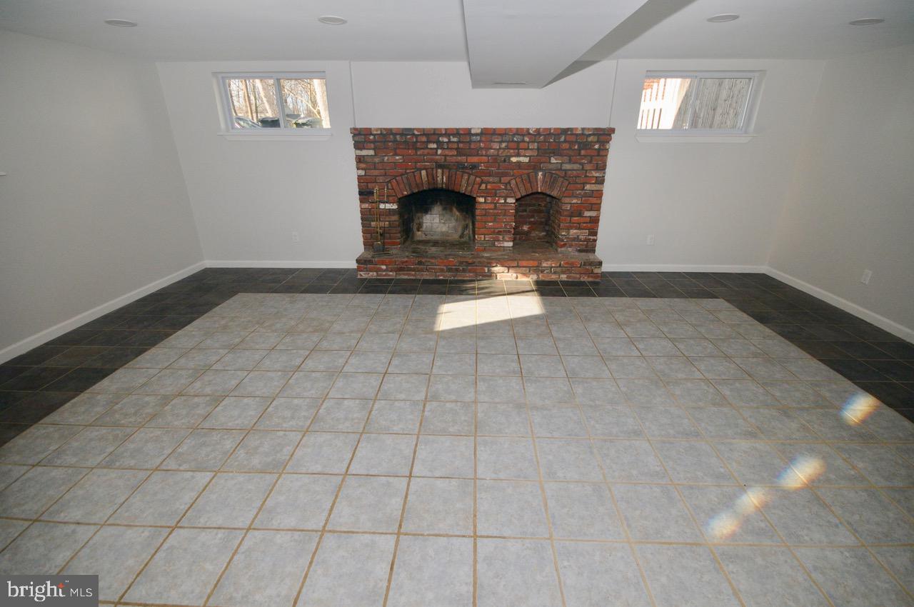 1610 Pin Oak Road Williamstown, NJ 08094 - Photo 25 of 35 Gallery Image 25