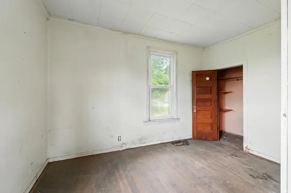 $190,000 | 4565 East Station Road, Roanoke, IN 46783