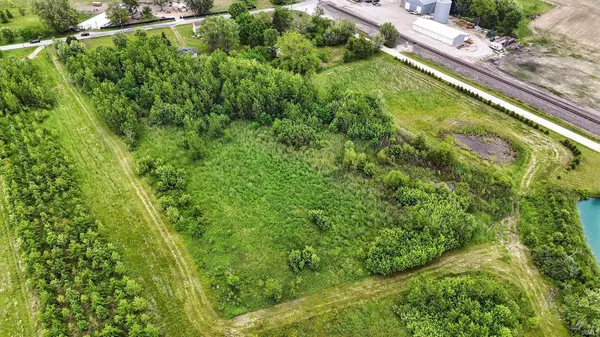 $190,000 | 4565 East Station Road, Roanoke, IN 46783