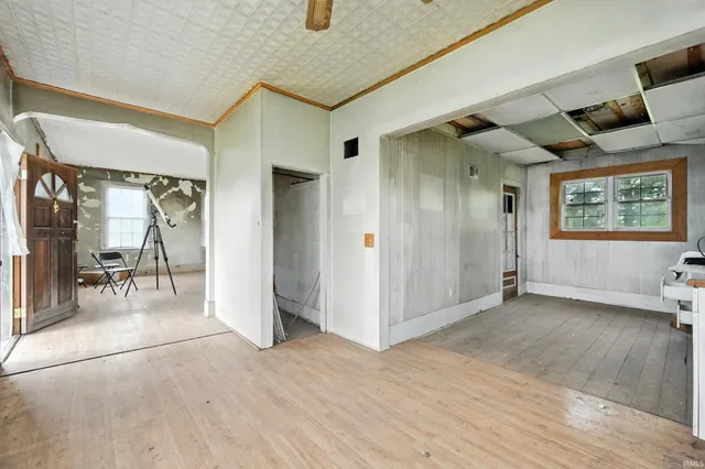 $190,000 | 4565 East Station Road, Roanoke, IN 46783