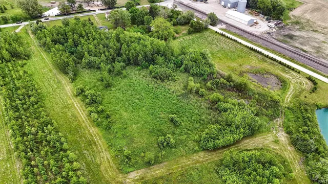 $190,000 | 4565 East Station Road, Roanoke, IN 46783