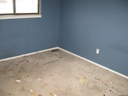 1036 Willow Grove Court Rochester, MI 48307 - Photo 12 of 22 IMG_9620.jpg