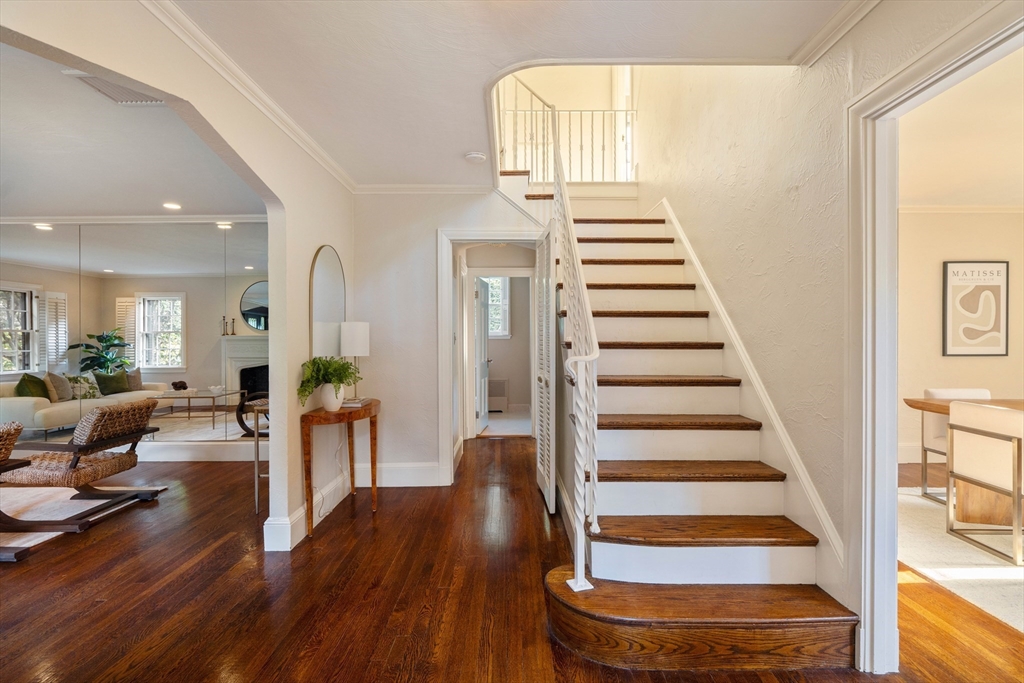 16 Lancaster Road Newton, MA 02458 - Photo 2 of 27