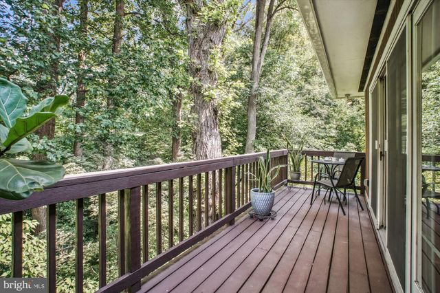 $1,244,000 | 3818 North Ridgeview Road, Arlington, VA 22207