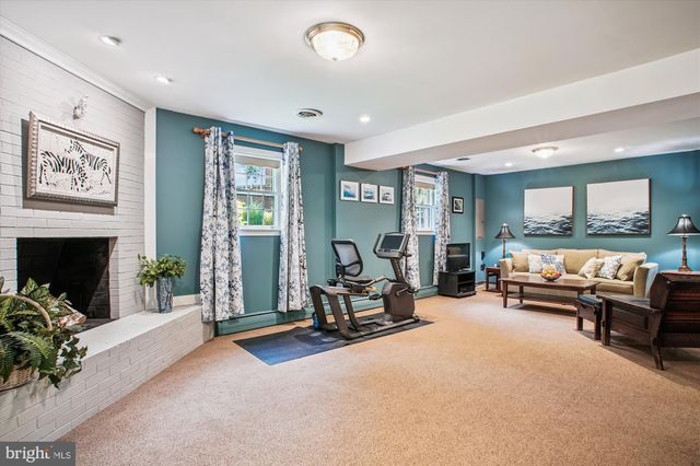 $1,244,000 | 3818 North Ridgeview Road, Arlington, VA 22207