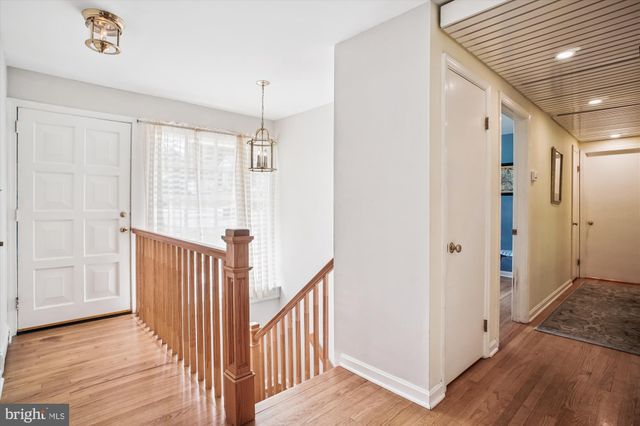 $1,244,000 | 3818 North Ridgeview Road, Arlington, VA 22207