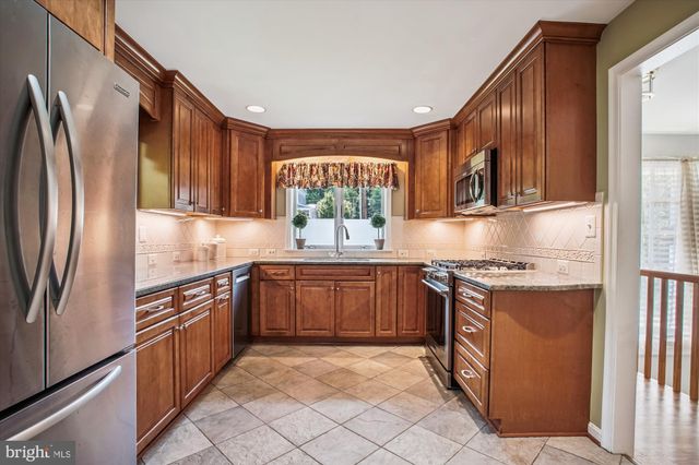 $1,244,000 | 3818 North Ridgeview Road, Arlington, VA 22207