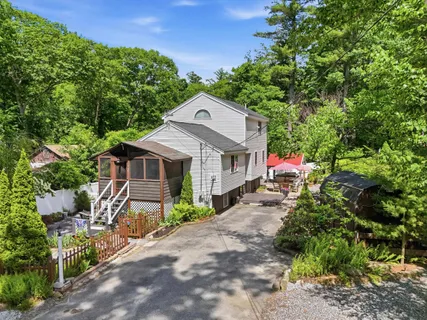 $599,900 | 12 Campbell Drive, Pelham, NH 03076