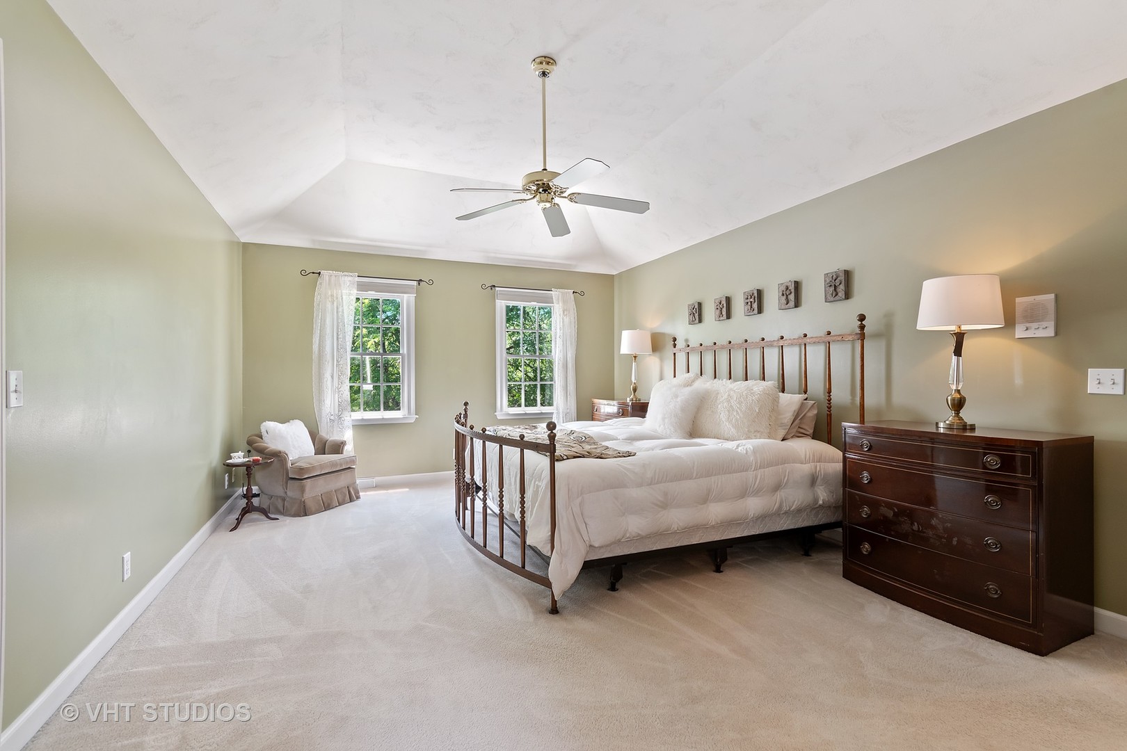604 Chesapeake Road St. Charles, IL 60175 - Photo 11 of 21