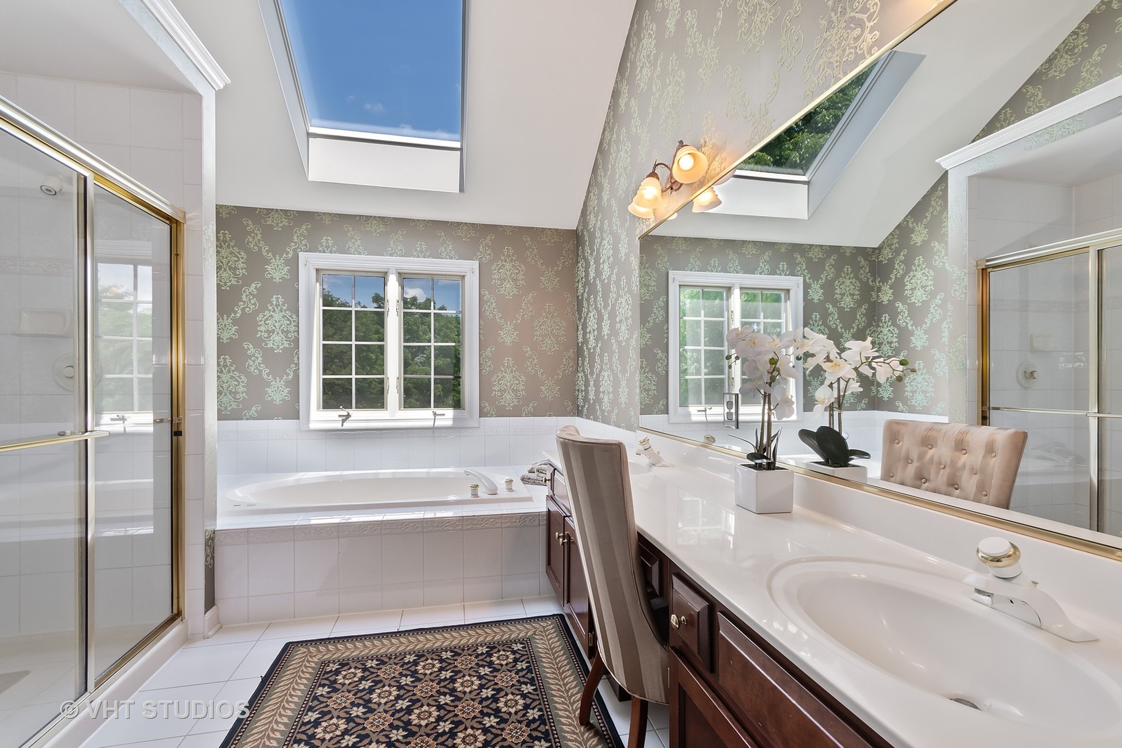604 Chesapeake Road St. Charles, IL 60175 - Photo 12 of 21