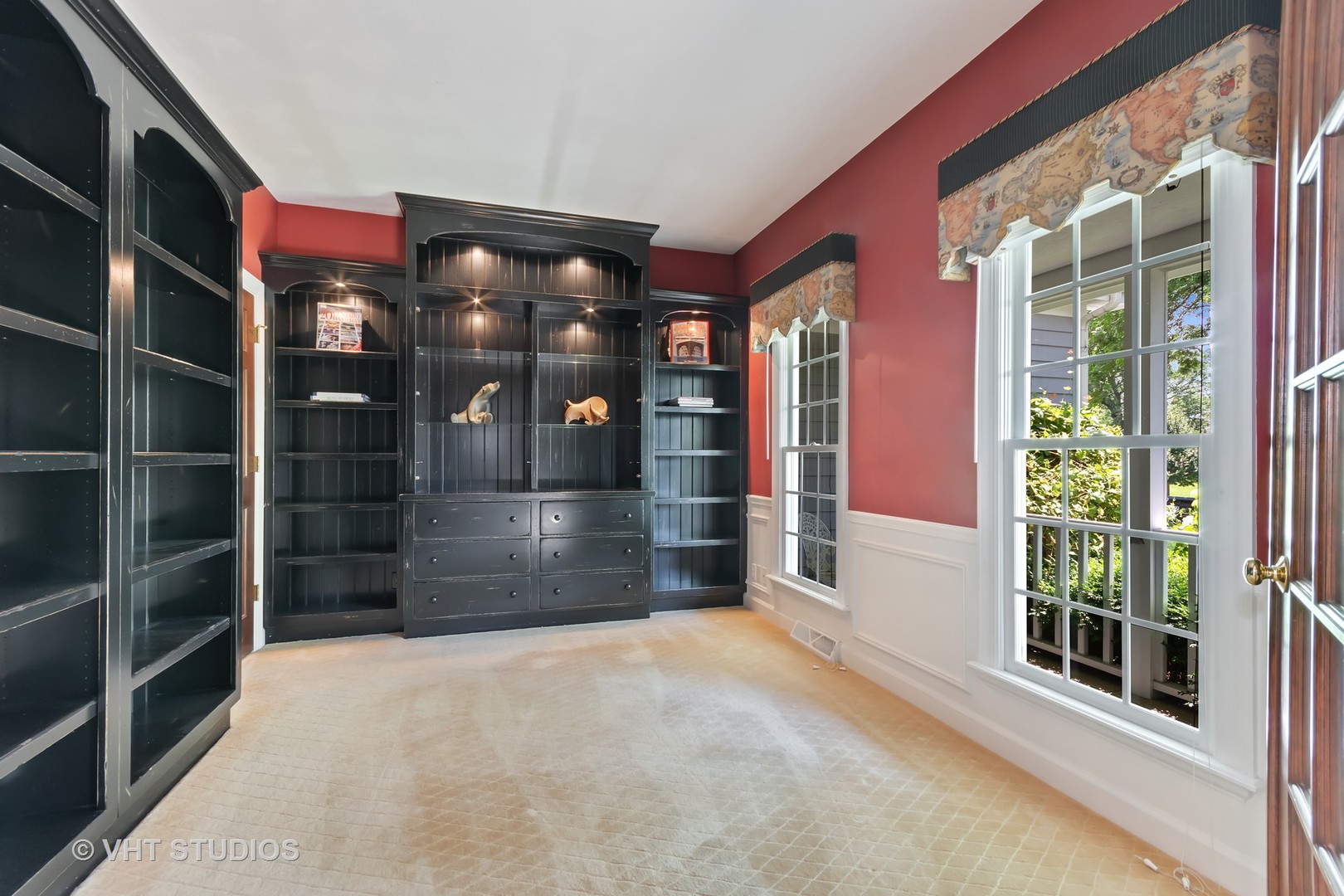 604 Chesapeake Road St. Charles, IL 60175 - Photo 10 of 21