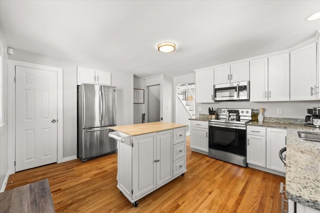 46 R Avon Street Taunton, MA 02780 - Photo 2 of 32 Gallery Image 2
