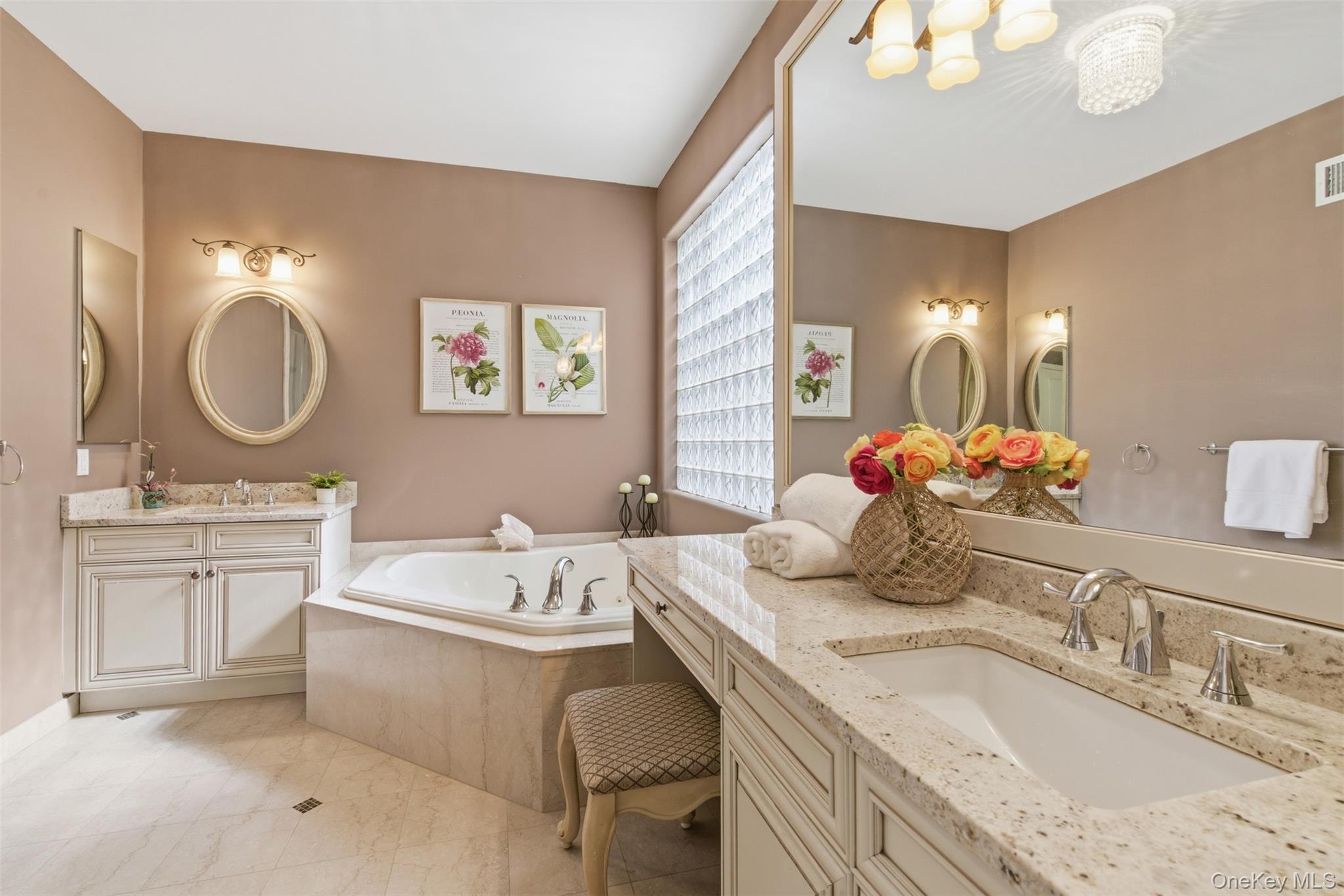 50 Holiday Pond Road Jericho, NY 11753 - Photo 20 of 50