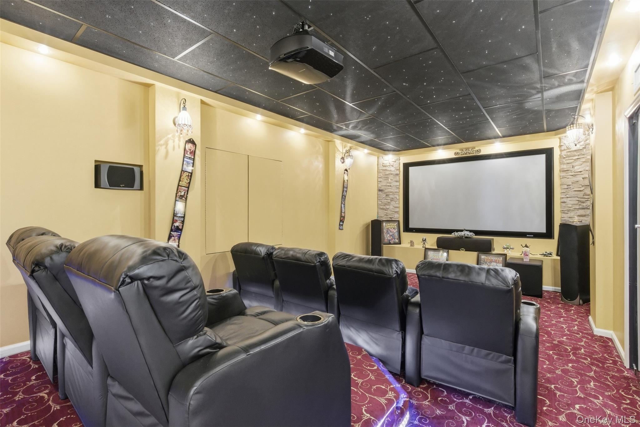 50 Holiday Pond Road Jericho, NY 11753 - Photo 32 of 50